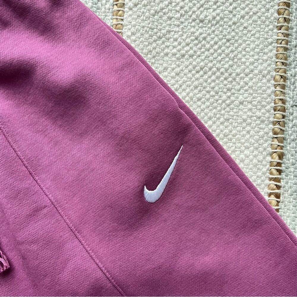 Nike Essential Loose Fit High Rise Light Bordeaux Fleece Lined Sweat Shorts S - Picture 6 of 10